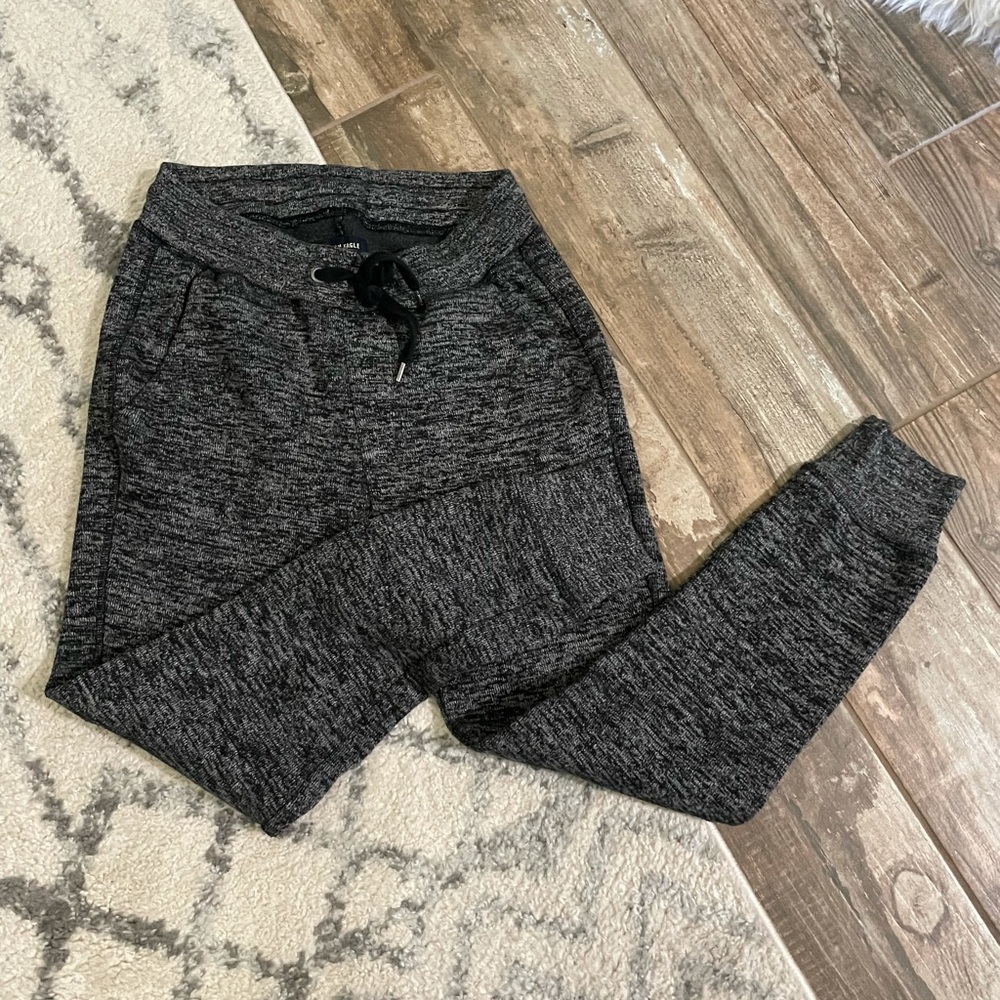 American Eagle Sz Xs grey Joggers, Like new